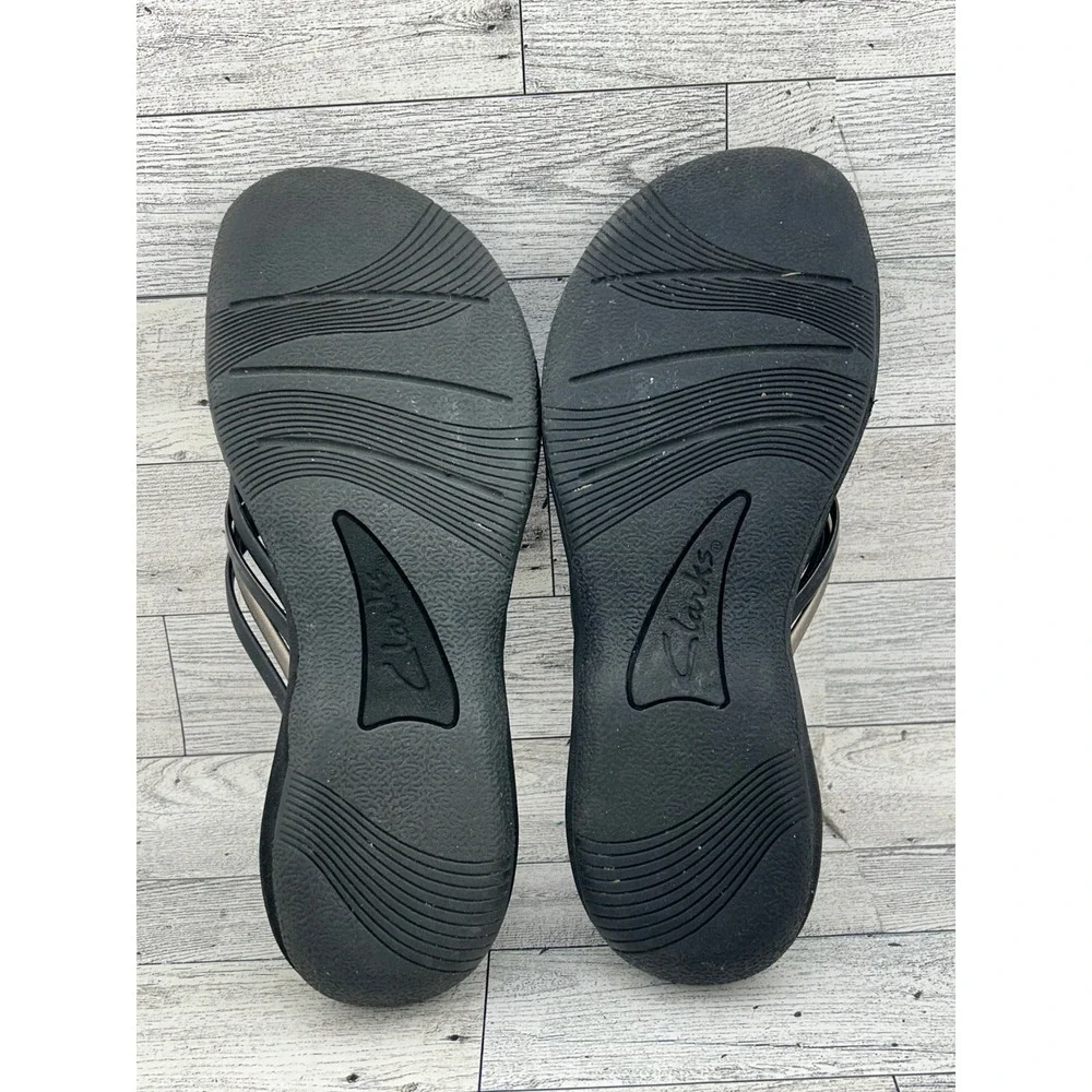 Clarks‎ Cloudsteppers Arla Kaylie Women Size 7 Black Pewter Flip Flop Sandals
